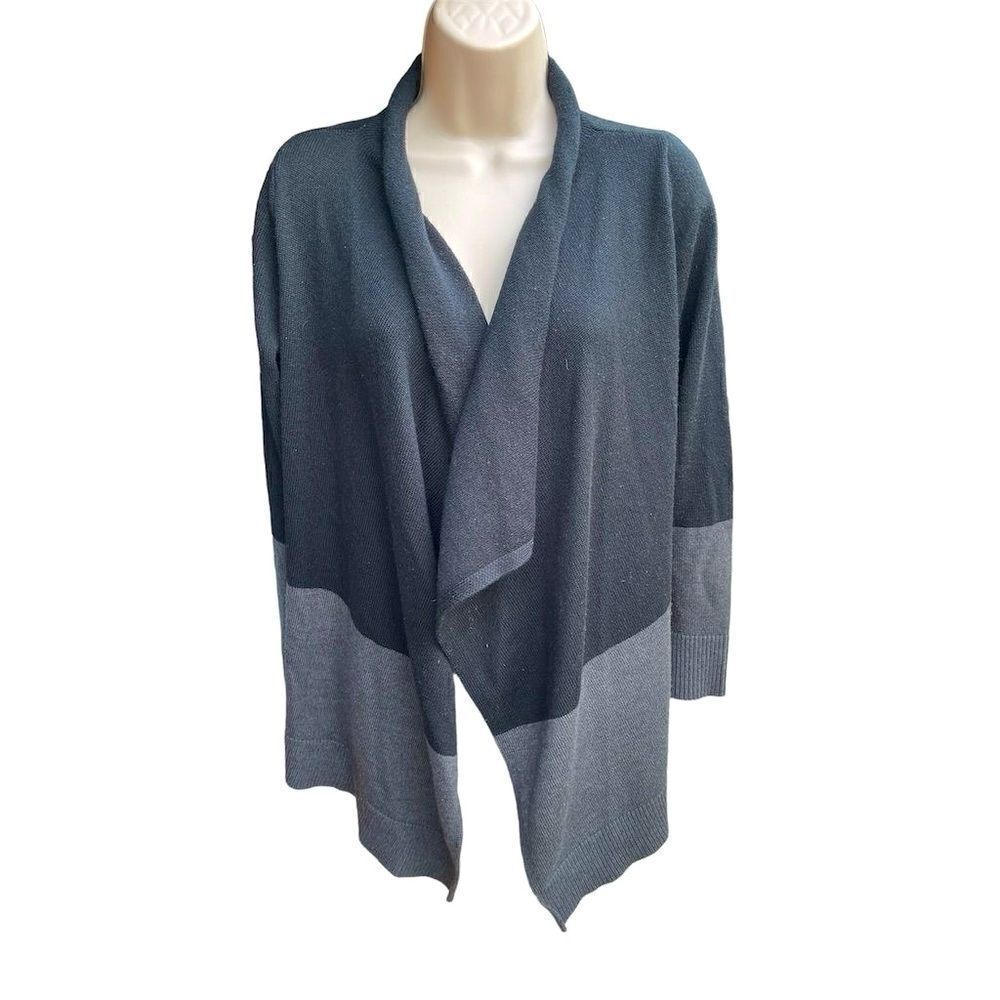 Eddie Bauer cardigan two tone size xs